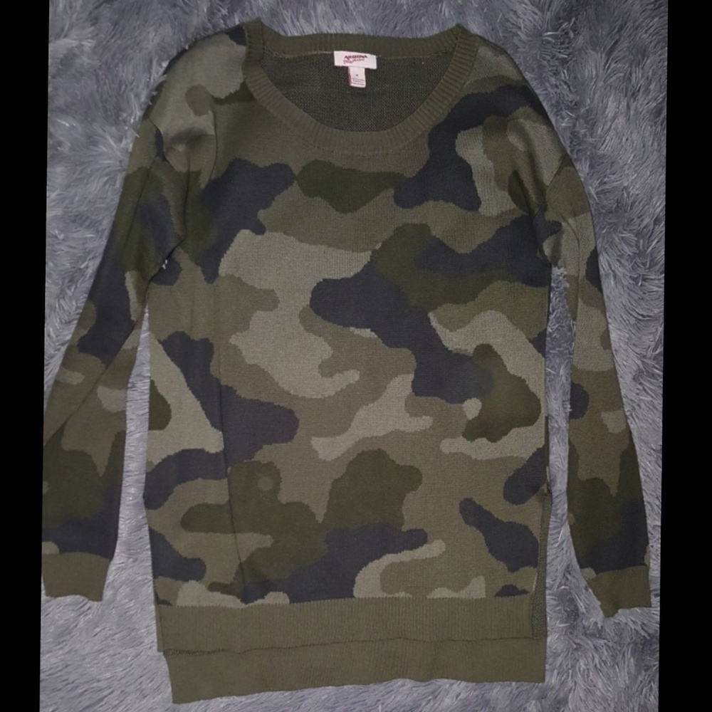 Brand new camo sweater