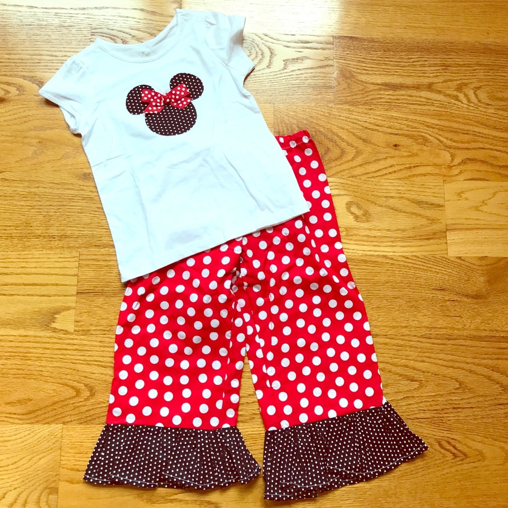 Minnie Mouse outfit - BRAND NEW