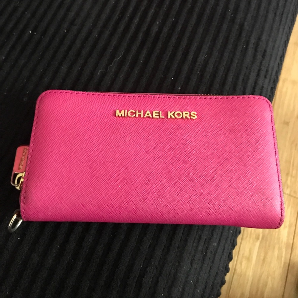 Michael Kors wallet