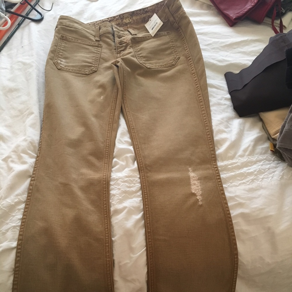 Rich & Skinny Khaki Beige boot cut jeans