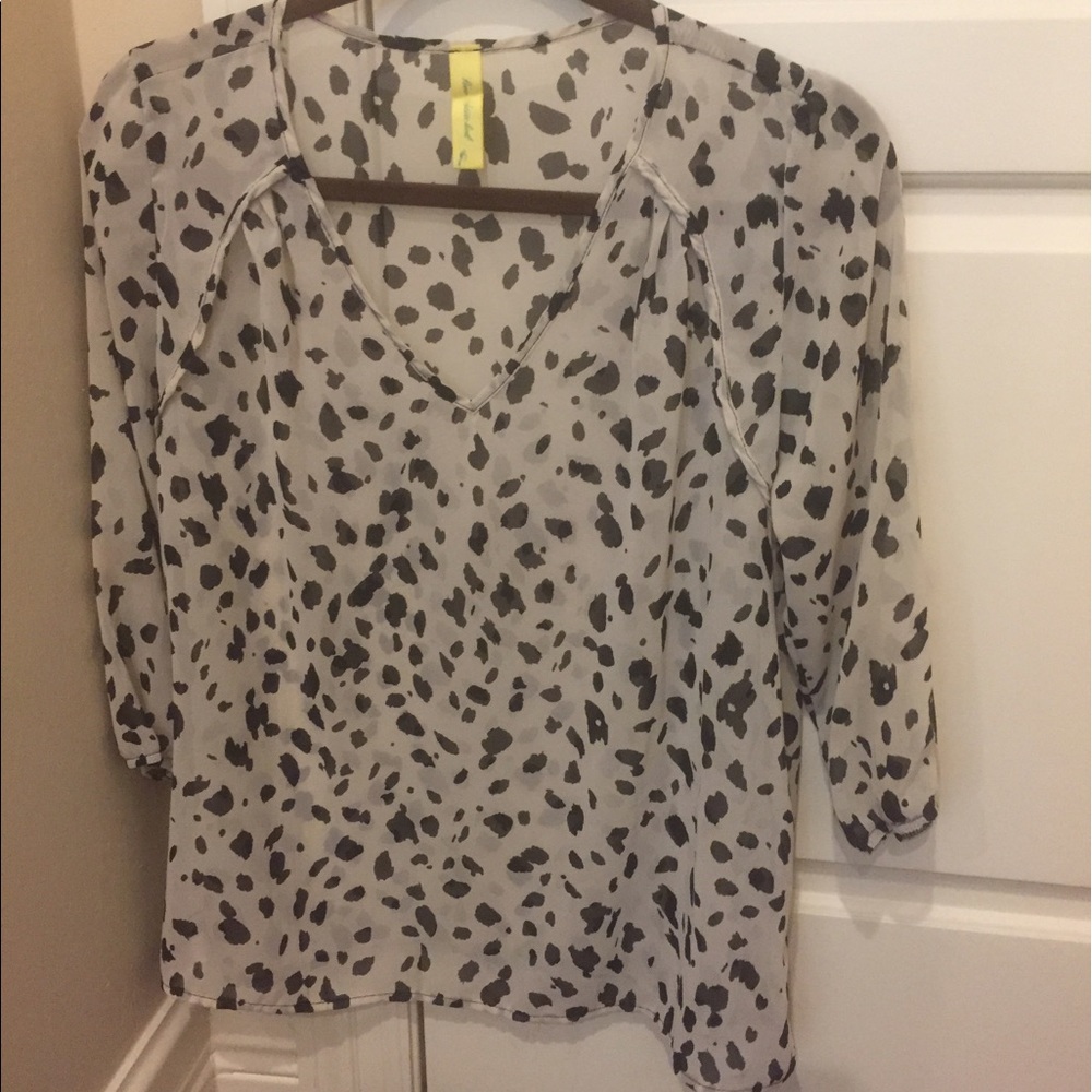 Black and white cute shirt