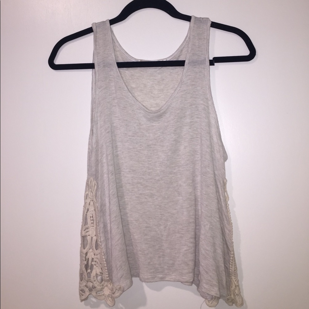 ✨LACE TANK TOP✨