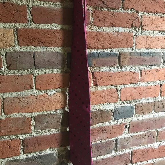 Brooks Brothers tie - Picture 2 of 3