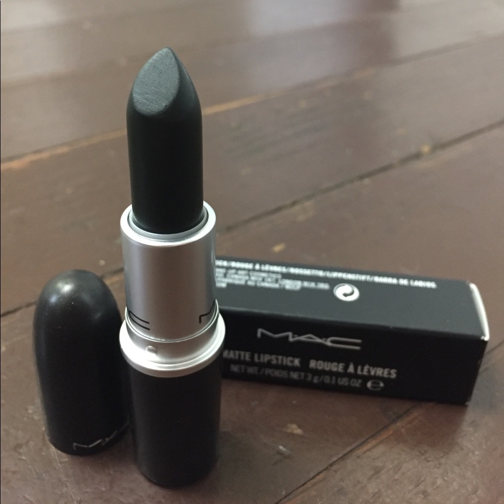 MAC lipstick in mean green machine