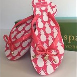 Kate spade ♠️ pineapples flip flops new on box