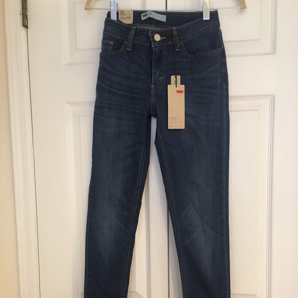 Levi's 535 Super Skinny Jeans