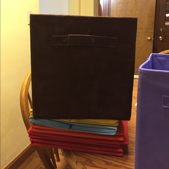 Cloth storage bins - Picture 1 of 3