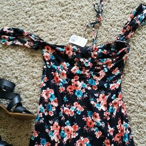 Forever 21 off tge shoulder maxi dress