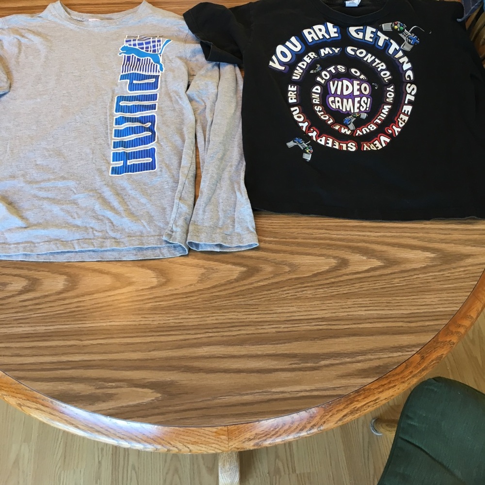 Two boys T-shirts size large great cond