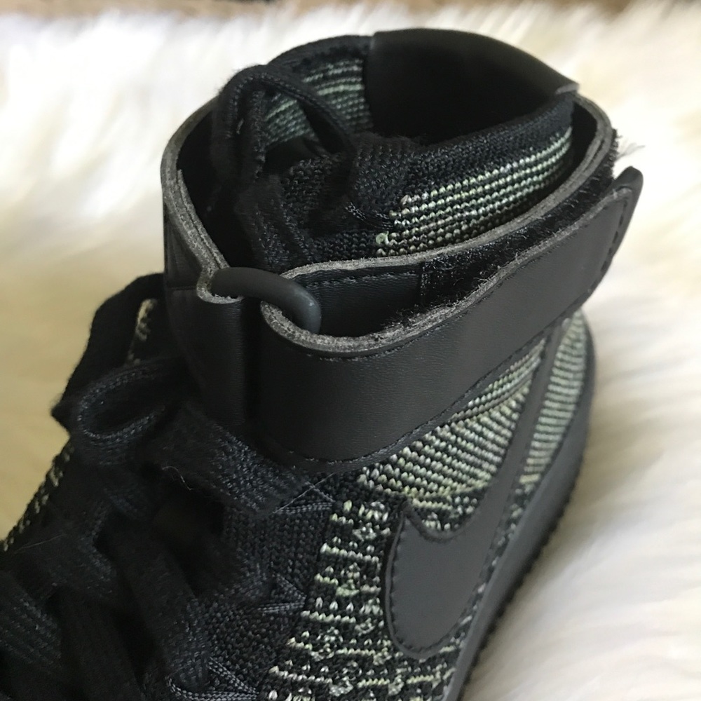 ❗️LAST PAIR❗️Nike AF1 Ultra Flyknit Mid - Picture 7 of 8