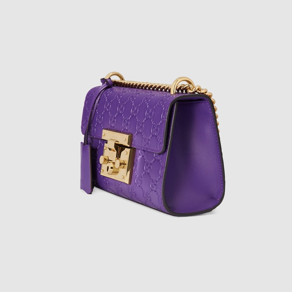 Padlock Gucci Signature shoulder bag in purple