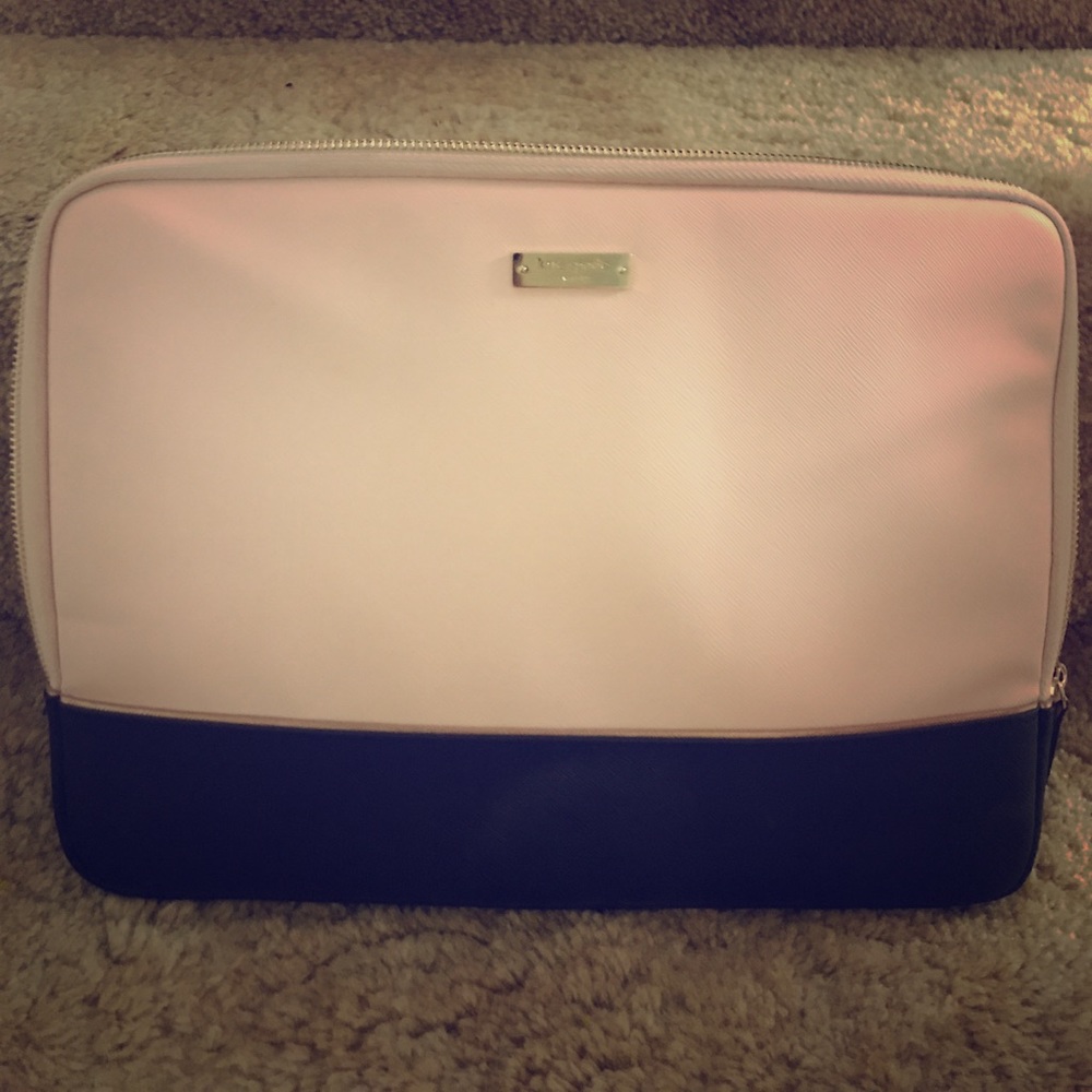 Kate Spade ♠️ computer/tablet sleeve
