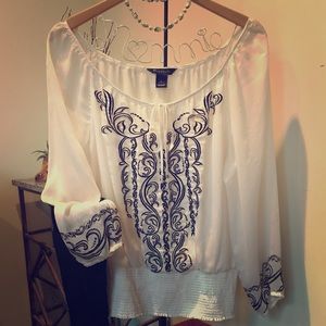 White House - Black Market Top