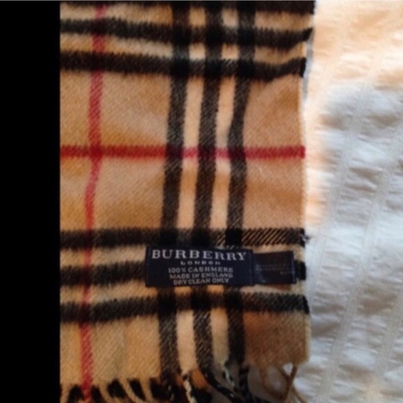 Burberry Accessories - 💥48HR SALE 100% Burberry Cashmere Scarf