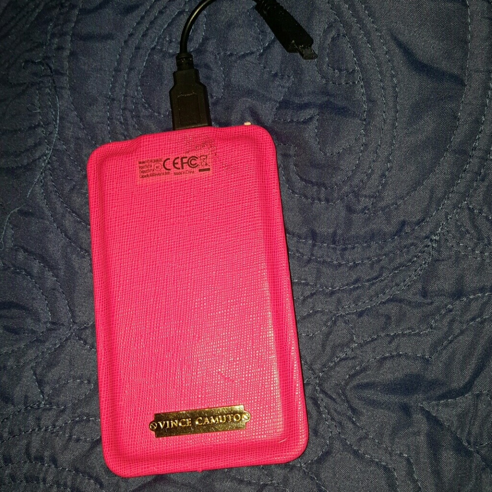 Vince Camuto Phone charger backup