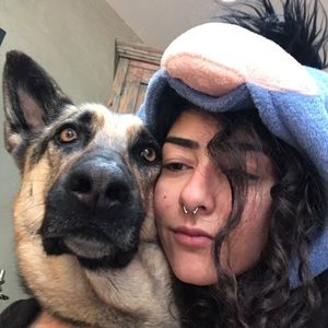 Meet your Posher, Aleen
