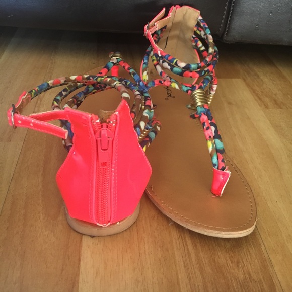 Ankle multi strap sandals - Picture 3 of 4