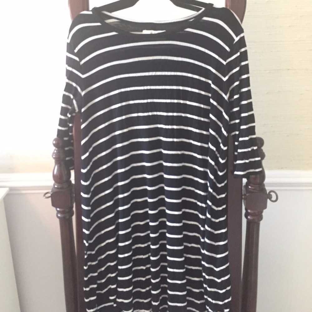 Striped Abercrombie T-Shirt Dress Black and White