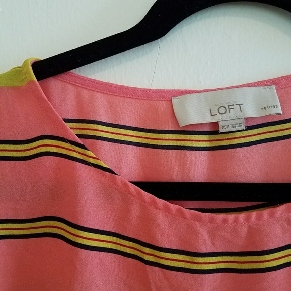 LOFT Summer Blouse - Picture 3 of 4