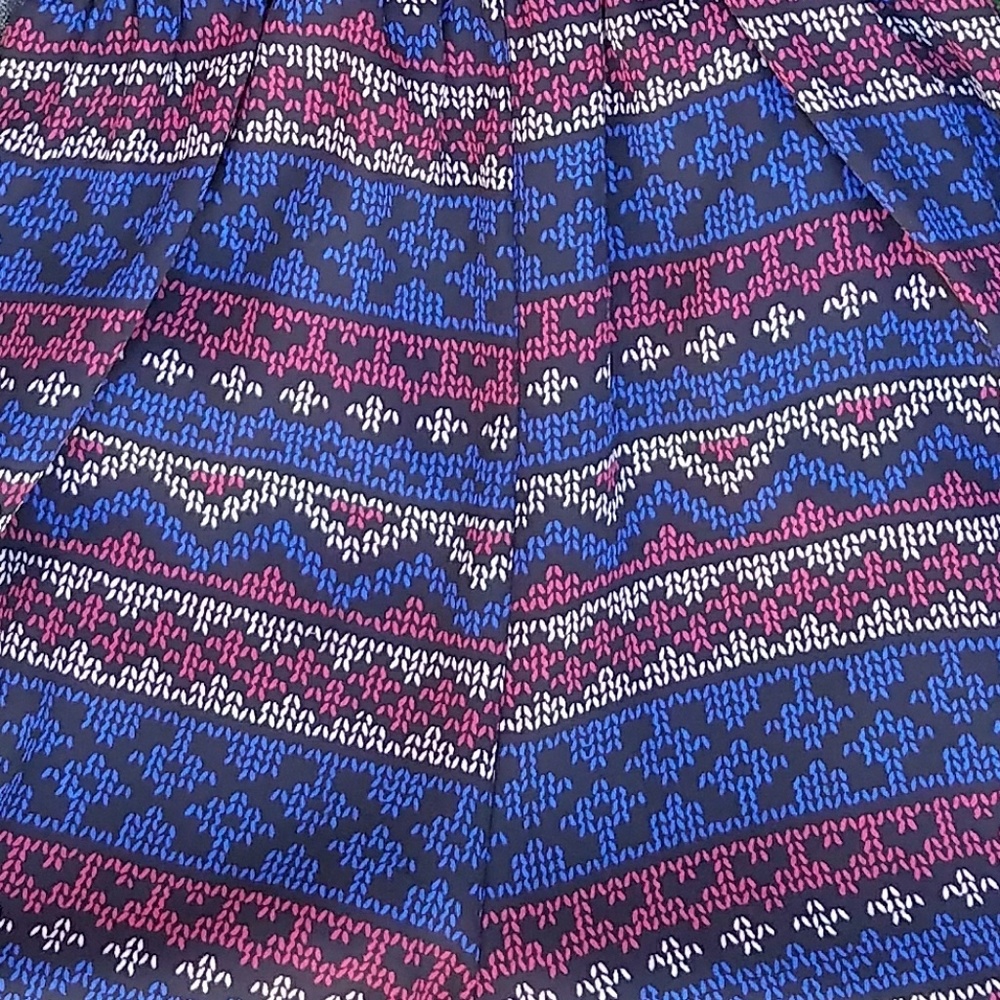 Patterned Romper - Picture 2 of 2