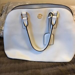 White Tory Burch handbag (slightly worn)