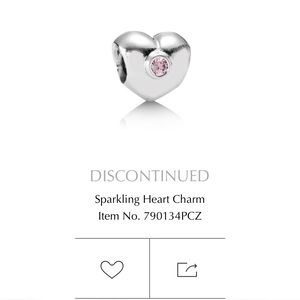 PANDORA Sparkling heart charm