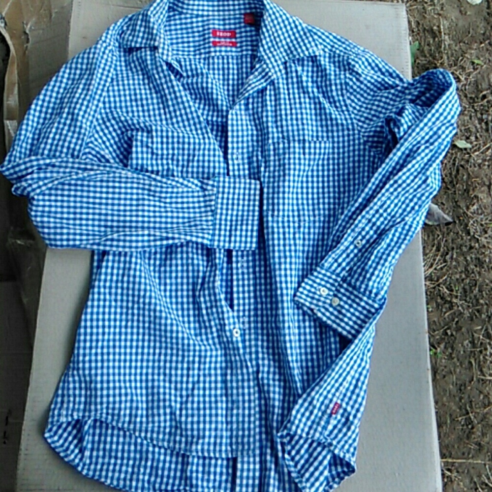 Izod Button down shirt
