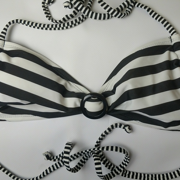 Hot Kiss Bathing Suit - Picture 4 of 4