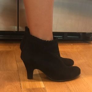 Heeled booties w adorable ruffles on top
