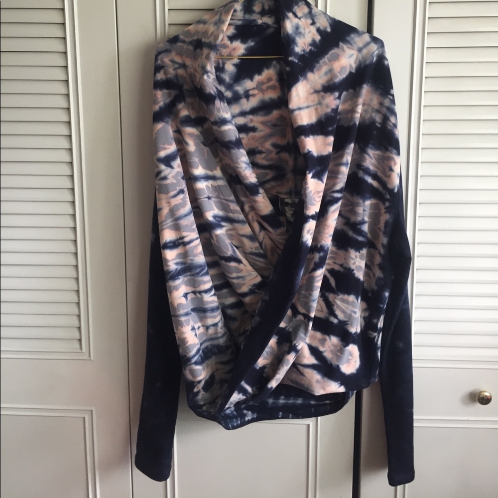 Brand new sweater by Young Fabulous & Broke,size M - Picture 7 of 11