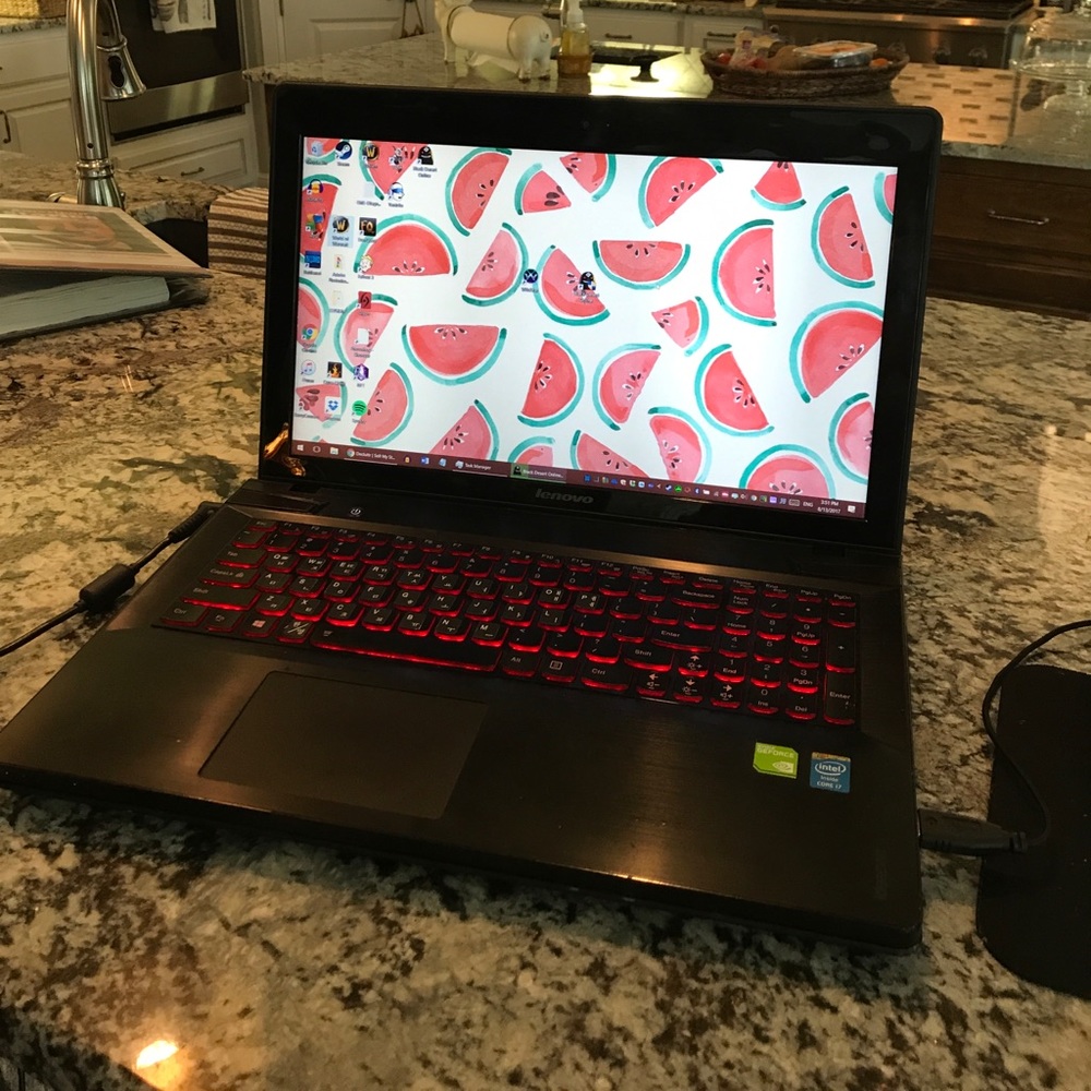 Lenovo IdeaPad Y510P ~ GOOD CONDITION