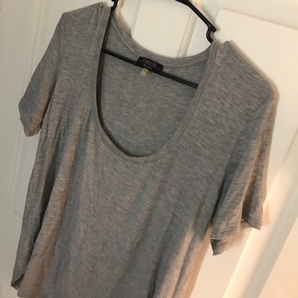 NWOT Grey Scoop Beck T