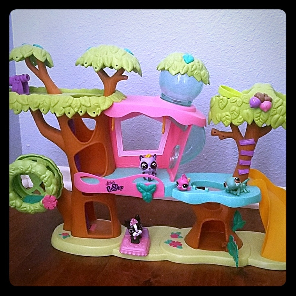 Little pet shop Treehouse Playhouse