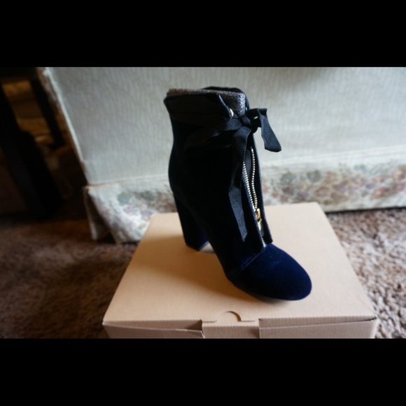 Zara Hight Velvet Ankle Boots - Picture 4 of 7