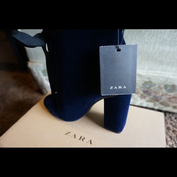 Zara Hight Velvet Ankle Boots - Picture 5 of 7