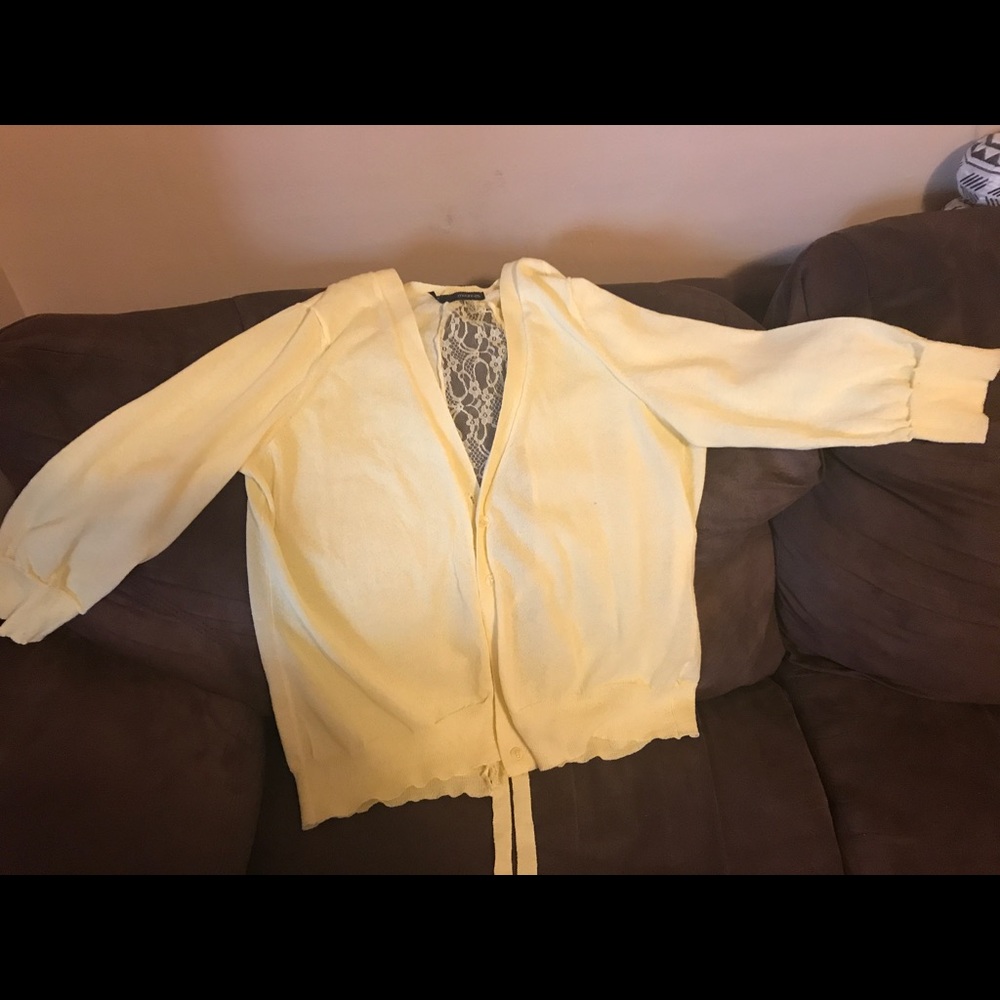 lemon cardigan with lace and bow