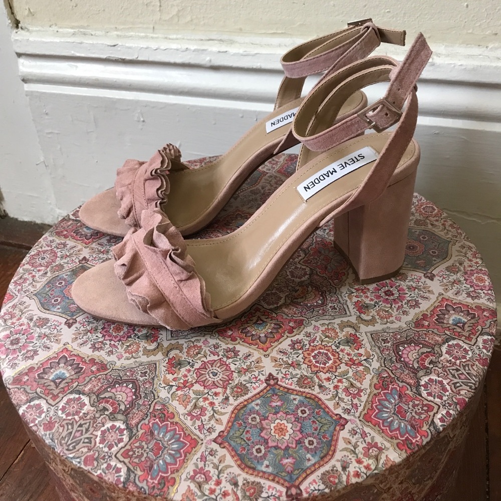 Dusty pink Steve Madden sandals
