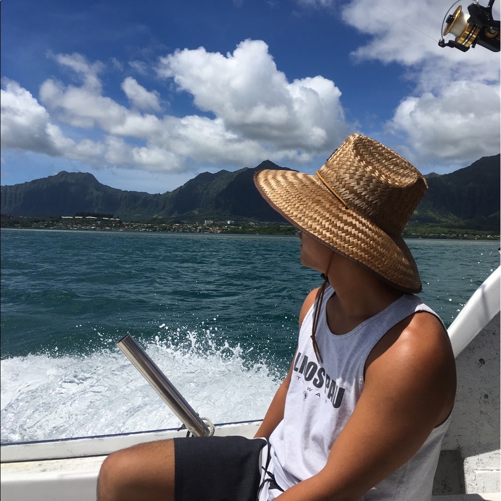 Meet your Posher, Adam