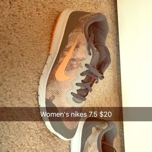 Women's nikes