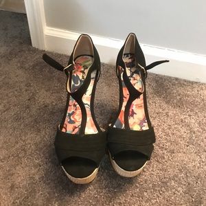 New Black Wedges