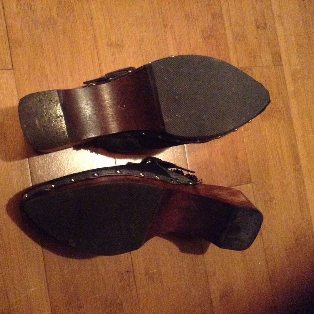 Andrew Stevens clogs - Picture 3 of 4