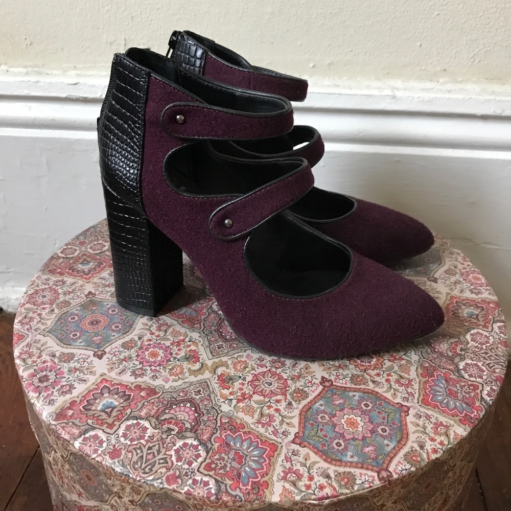 Wool and leather Gianni Bini heels