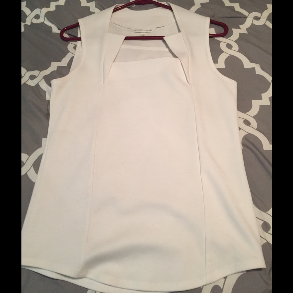Victoria's Secret sleeveless stretchy white top M