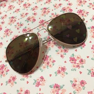 Reflective Heart Aviator Sunglasses