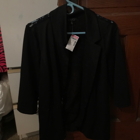 Plus size Black blazer with lace back - Picture 1 of 2