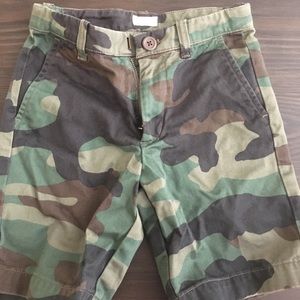 Kids camo shorts