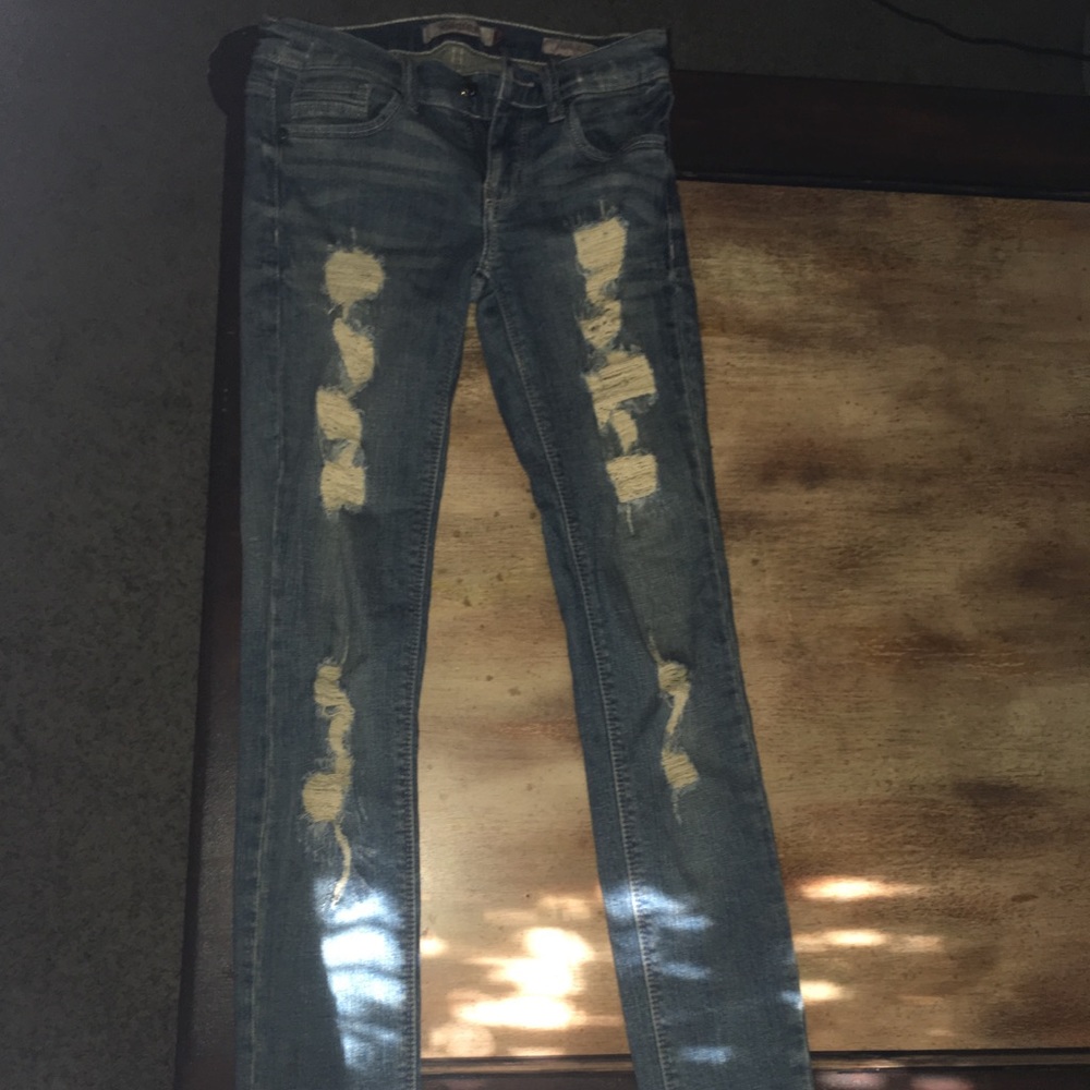 Ripped Skinny Jeans