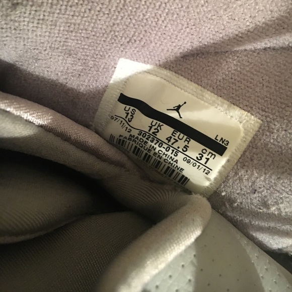 Cool Grey 9 Size 13 - Picture 2 of 2