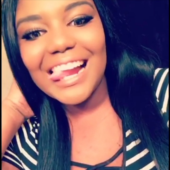 Meet your Posher, Essance - Picture 4 of 4