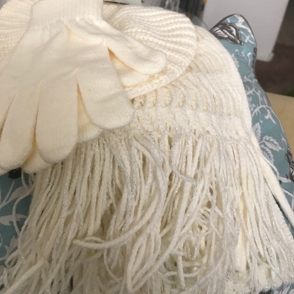 Cold Weather Set - Picture 3 of 3